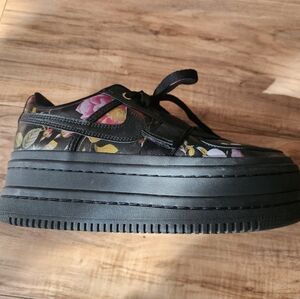 Nike Vandal 2K Floral Women's